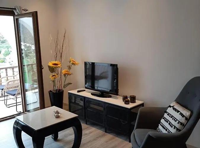 アパート Skeleas 10